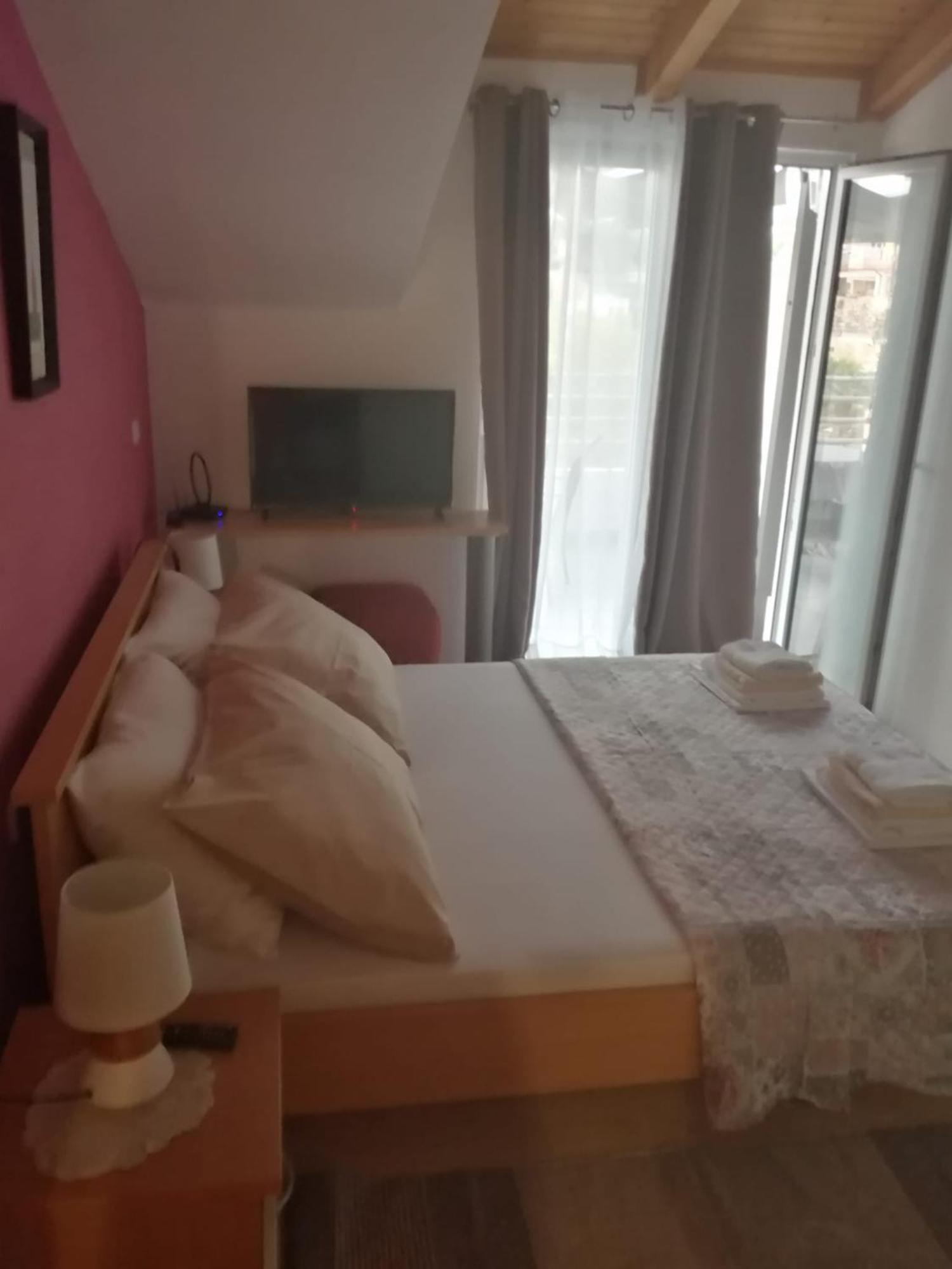 Appartement Mala Basina -Maslina à Vrbanj Extérieur photo