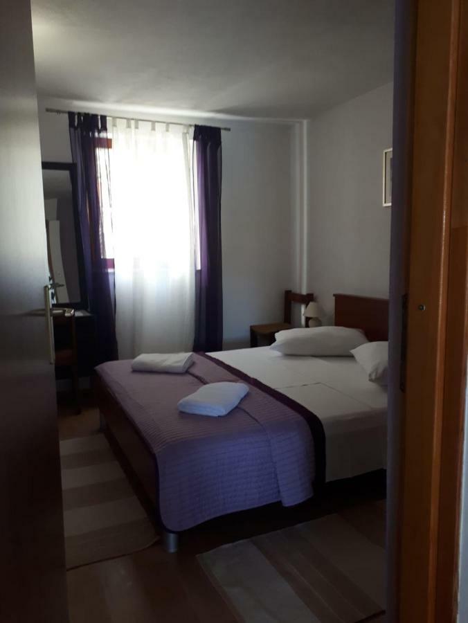 Appartement Mala Basina -Maslina à Vrbanj Extérieur photo