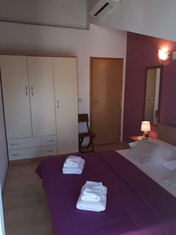 Appartement Mala Basina -Maslina à Vrbanj Extérieur photo
